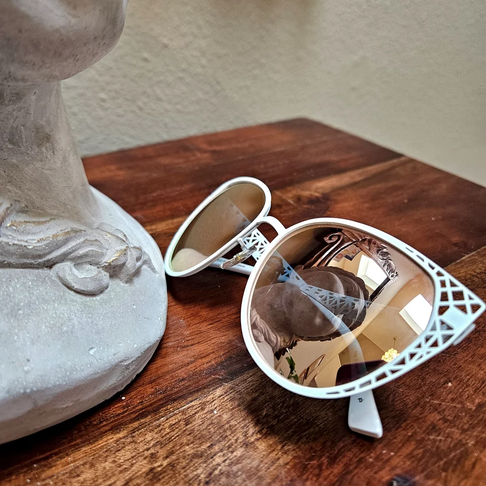 Prive Revaux "The Monarch" Polarized Cat Eye Sunglasses White w/Pink Lenses - Picture 8 of 8